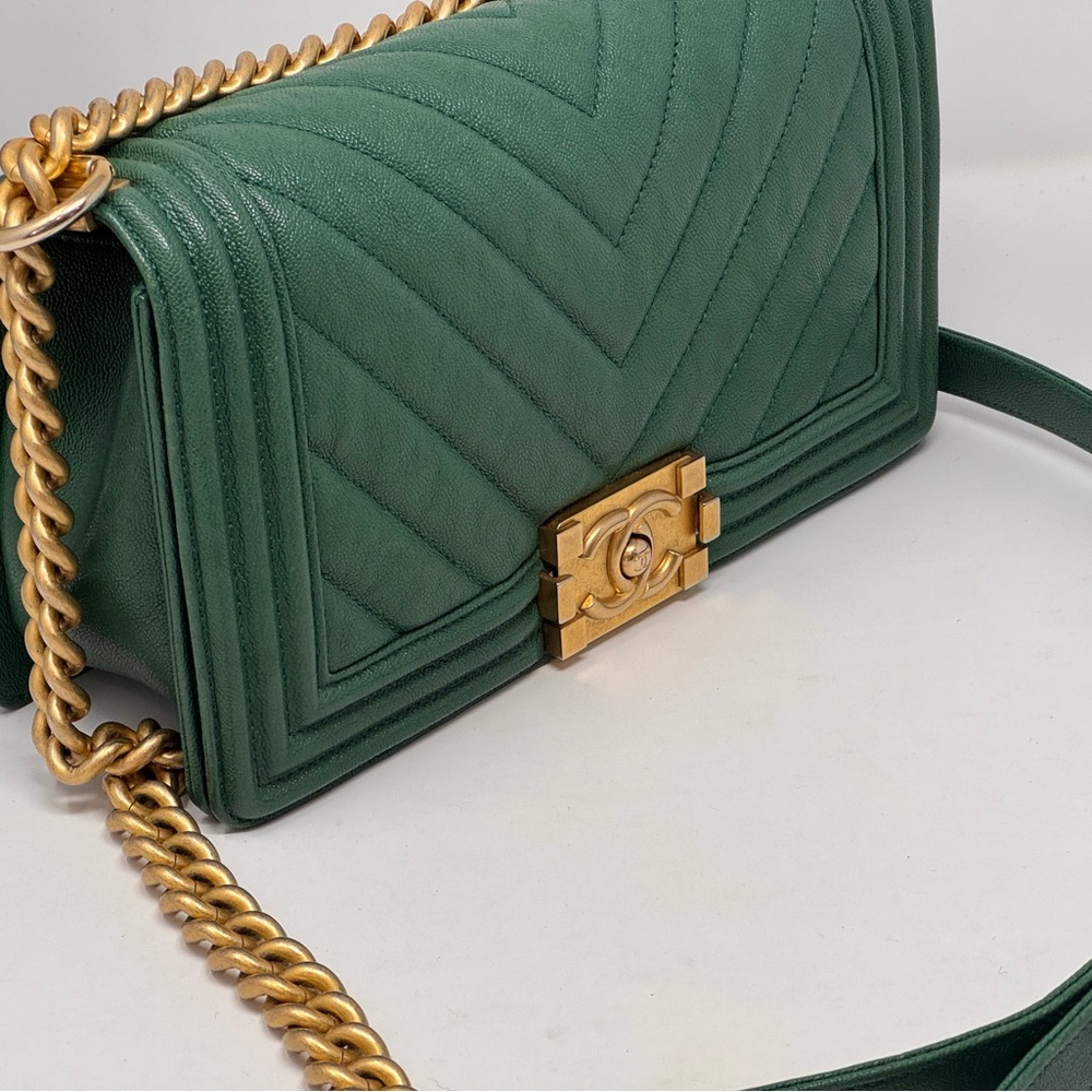 💎💯CHANEL Caviar Green Chevron Le Boy Bag 💎 - Picture 4 of 12